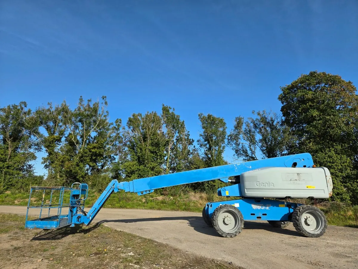 Genie S65 Telescopic Boom Lift Manlift Year: 2012 - Image 1