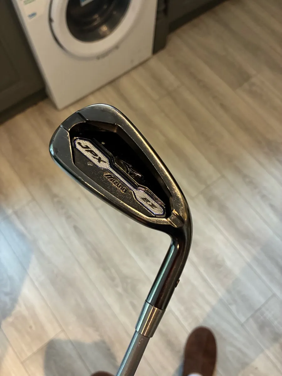 Mizuno 6 iron - Image 3