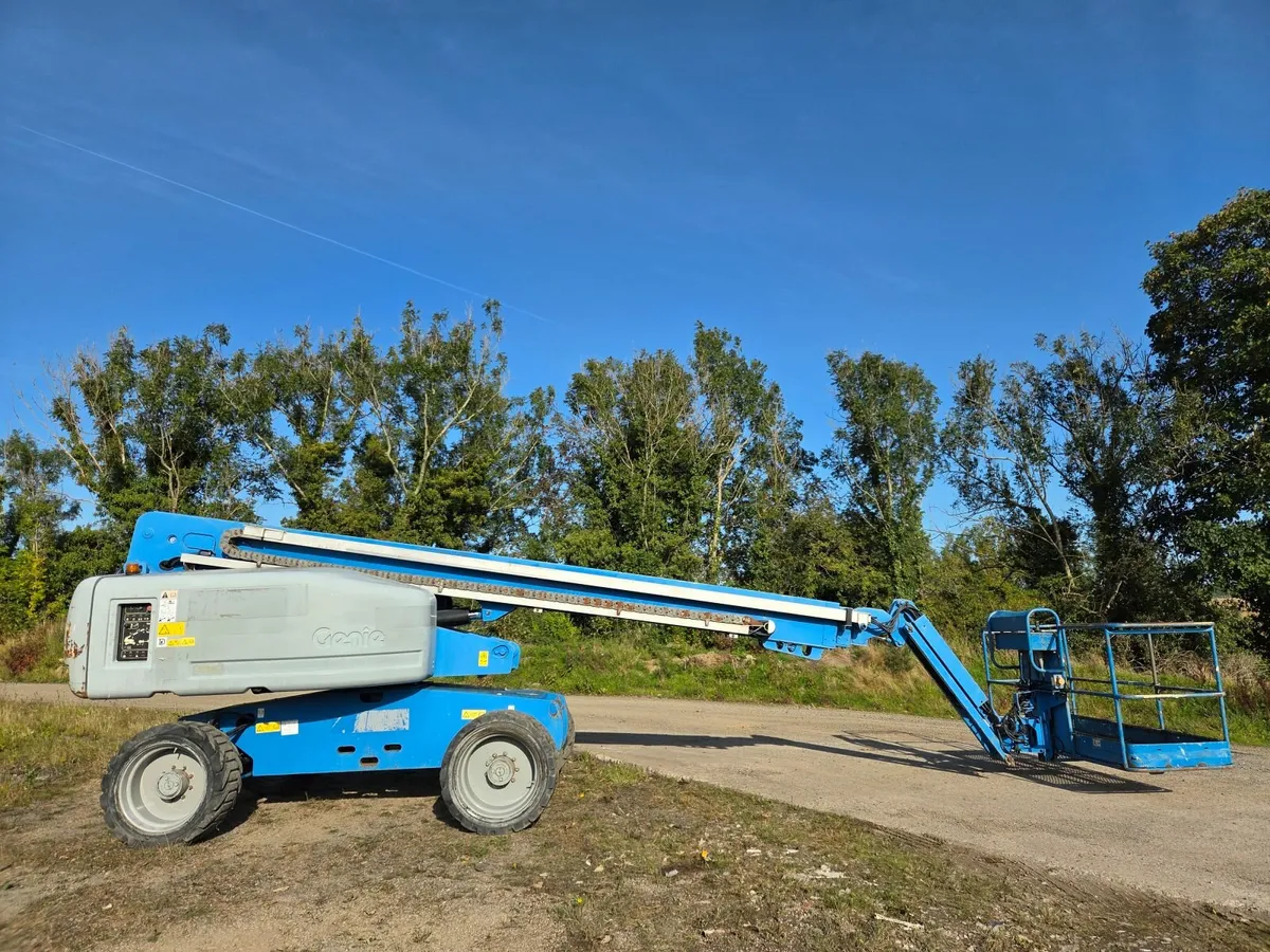 Genie S65 Telescopic Boom Lift Manlift Year: 2012 - Image 2