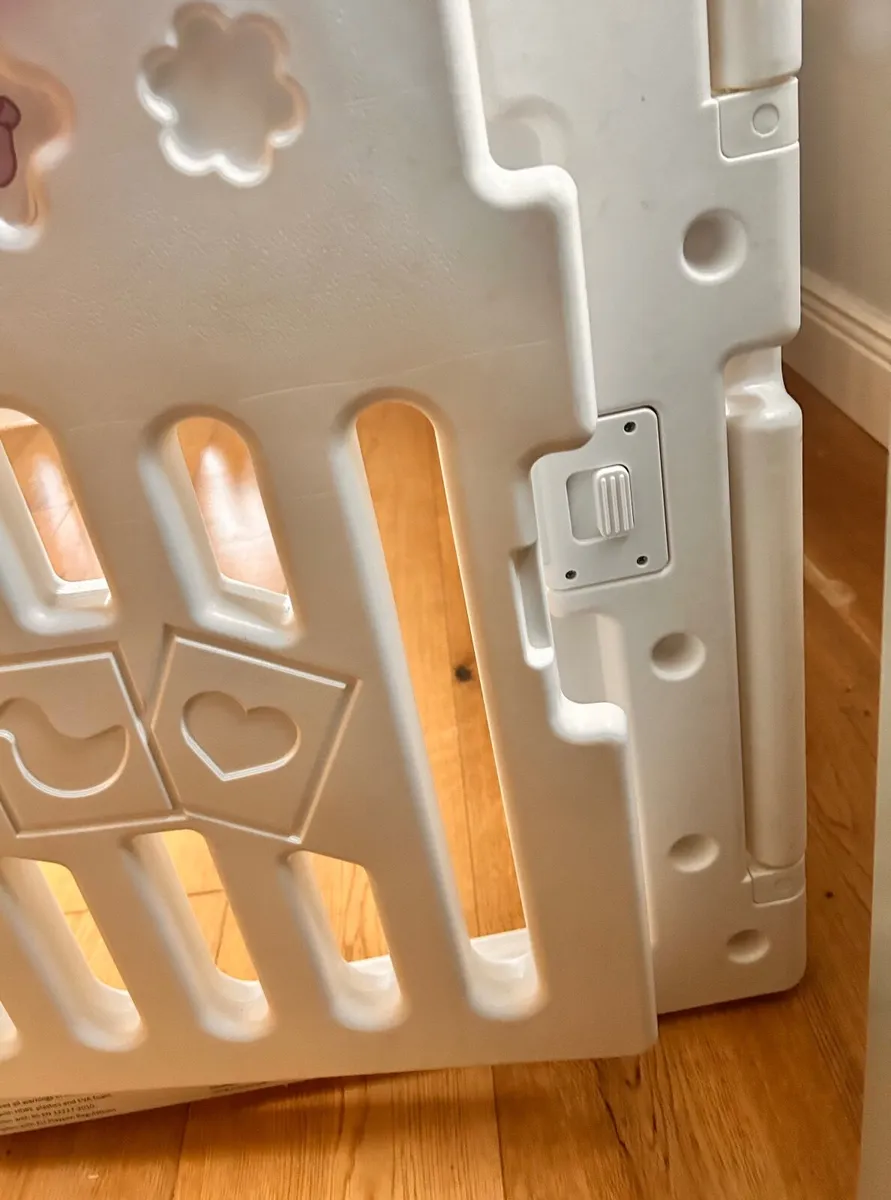 Playpen - Image 2
