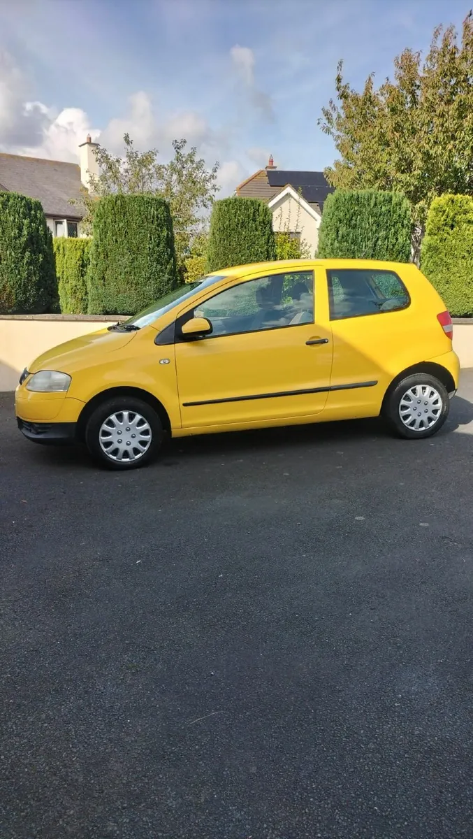Volkswagen Fox 2008 - Image 2