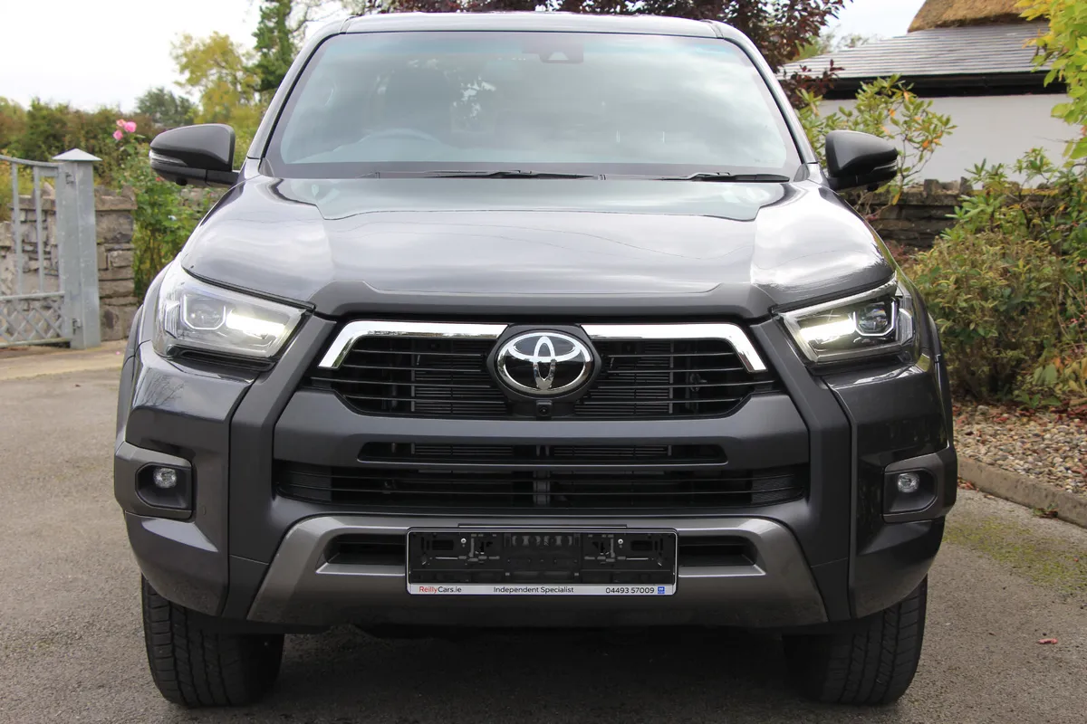 Hilux 252 Invincible X * Auto * Highest Spec - Image 2