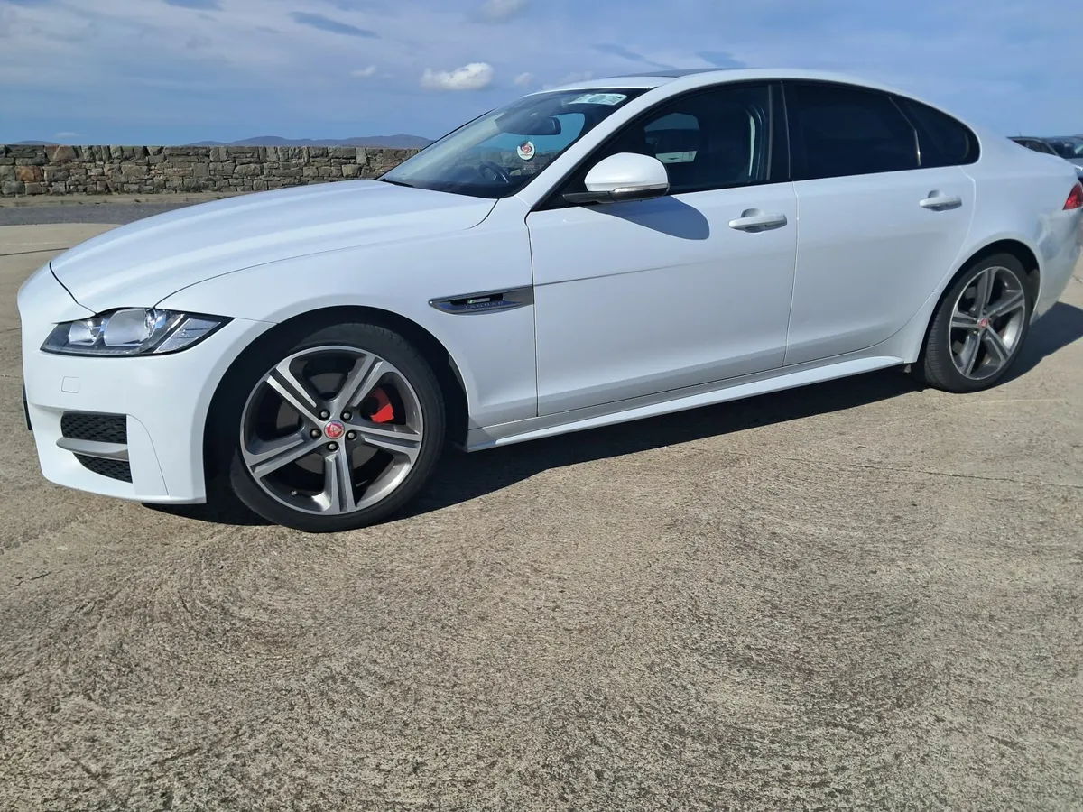 Jaguar XF 2016 - Image 2