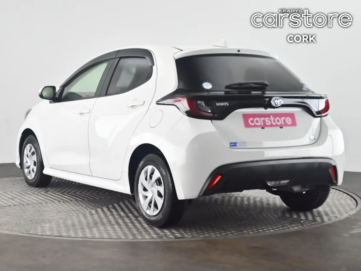 Toyota Yaris 1.5 Hybrid 5Dr Auto - Image 4