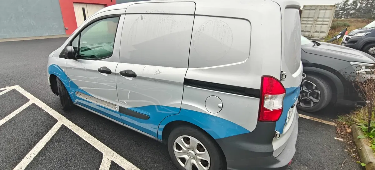 Ford Courier 2021 - Image 4