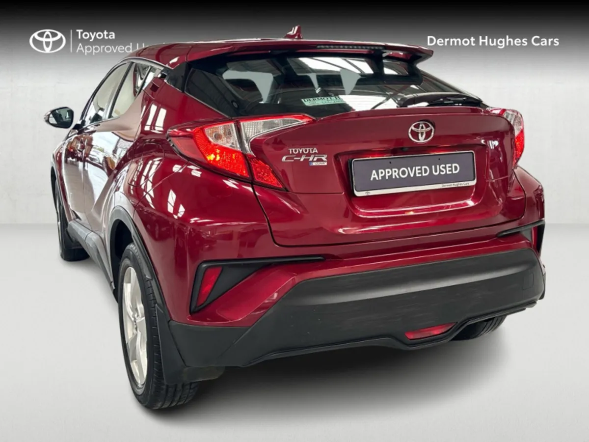 Toyota C-HR 1.2T LUNA 4DR - Image 2