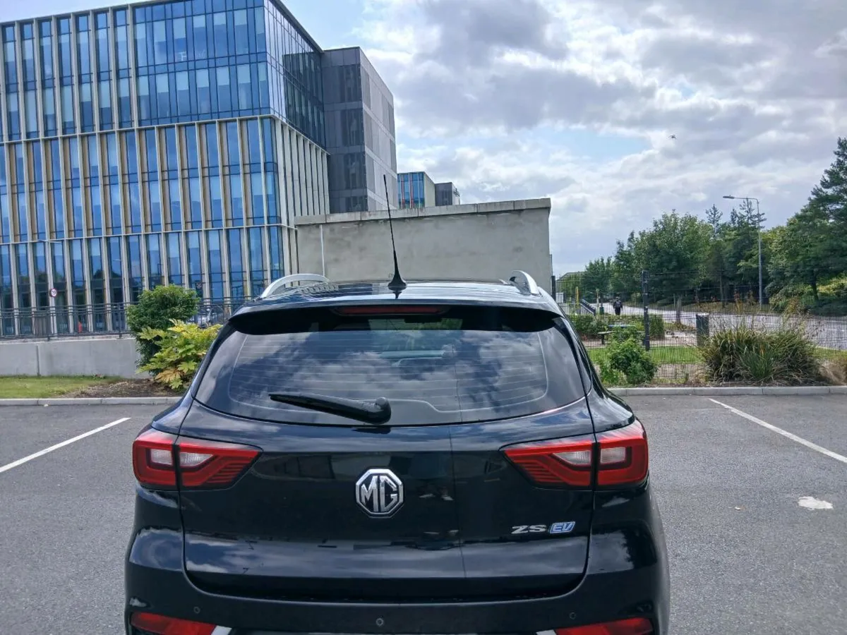 MG sz - Image 3