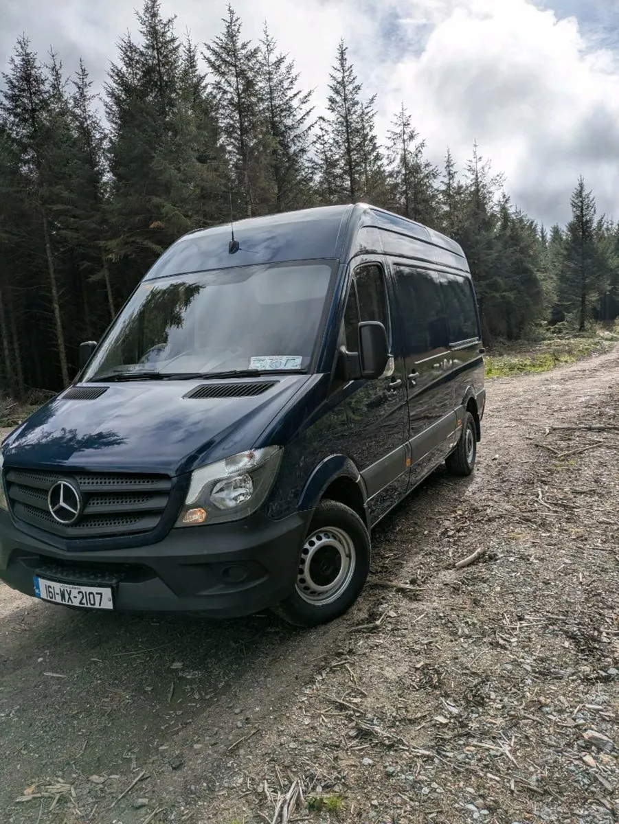Mercedes sprinter mwd in blue - Image 1