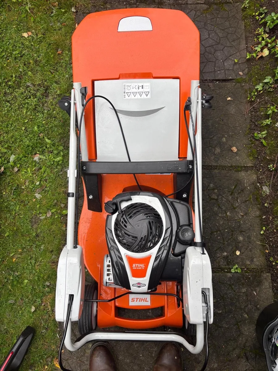 Lawnmower