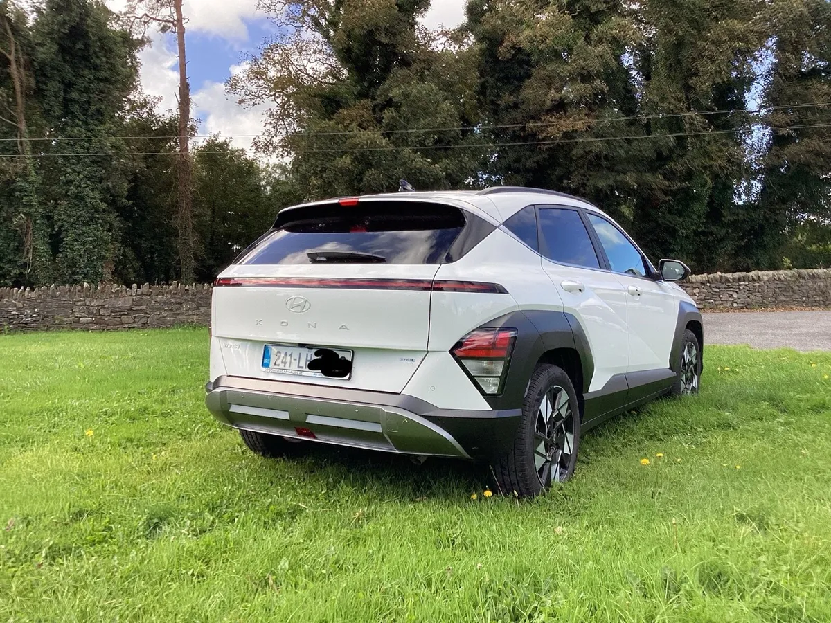 Hyundai KONA 2024 - Image 2