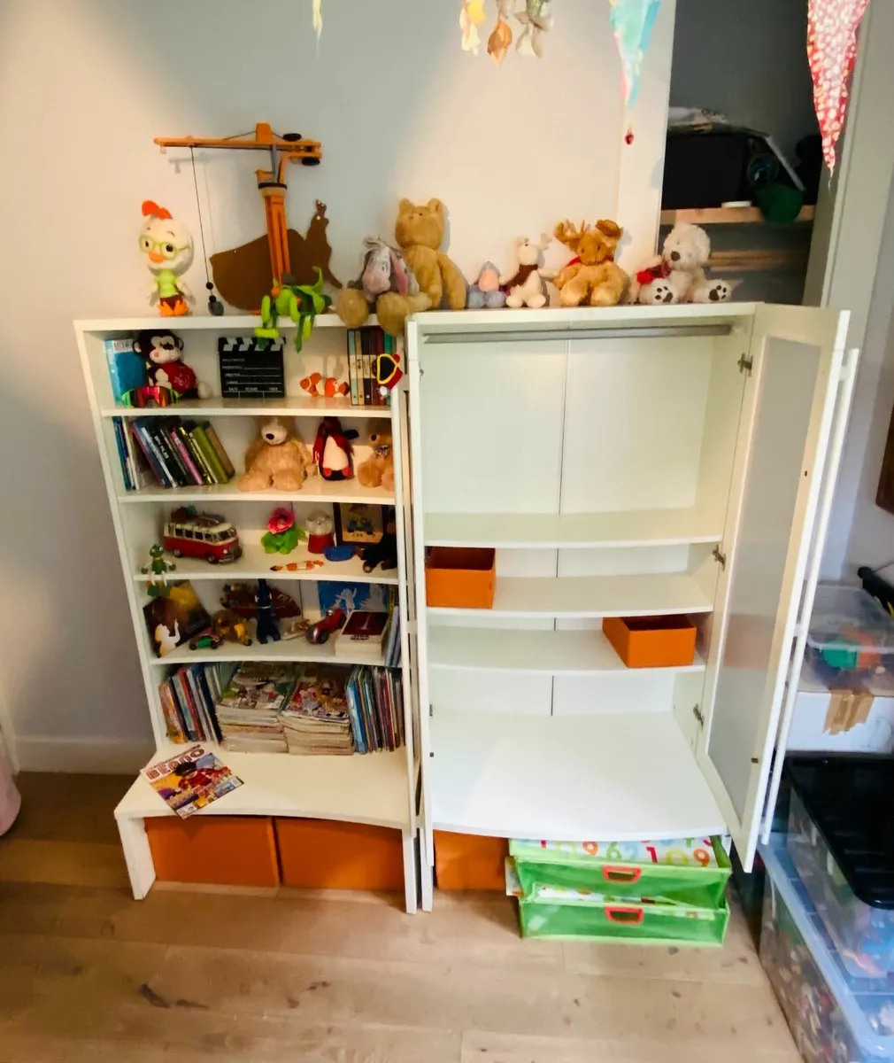 Kid's wardrobe - Image 4