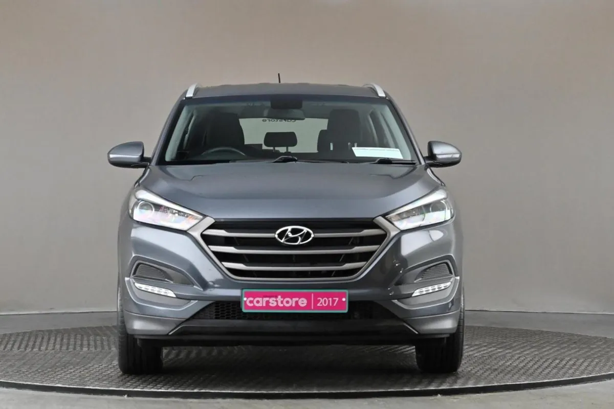 Hyundai Tucson 1.6 Petrol  rear Park Sensors - Image 2