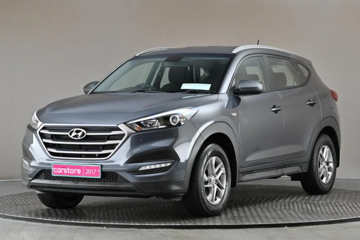 Hyundai Tucson 1.6 Petrol  rear Park Sensors - Image 3