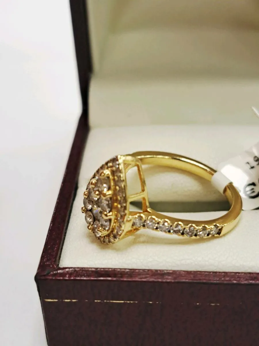 18K Gold Diamond Ring 18CT - Image 2