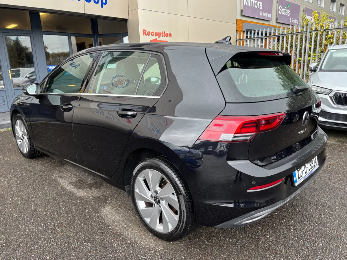 2.0 TDI STYLE (115bhp) - SAVE 2000eur - Image 2