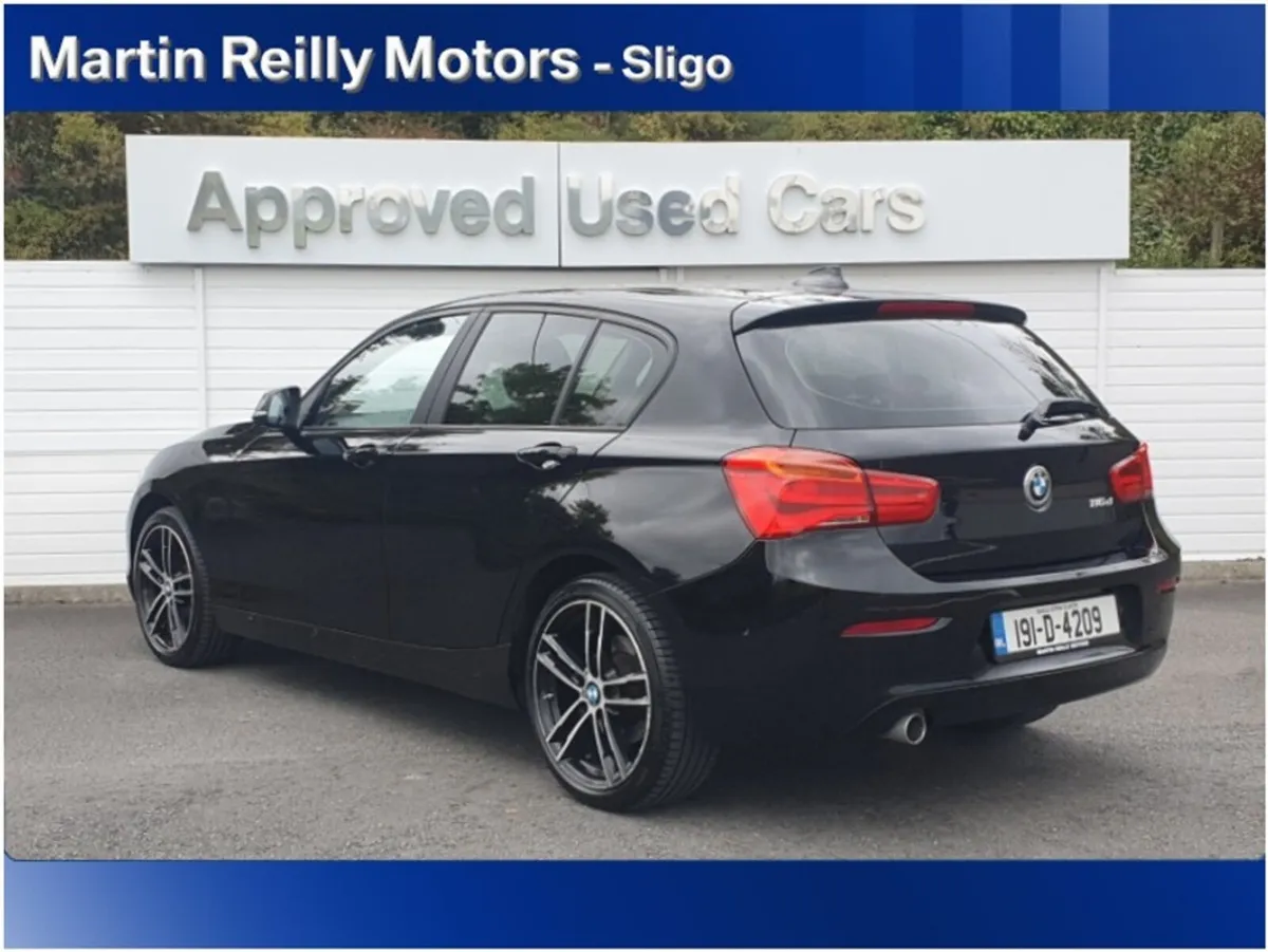 BMW 1-Series 116d SE 5-Door Sports Hatch - Image 3