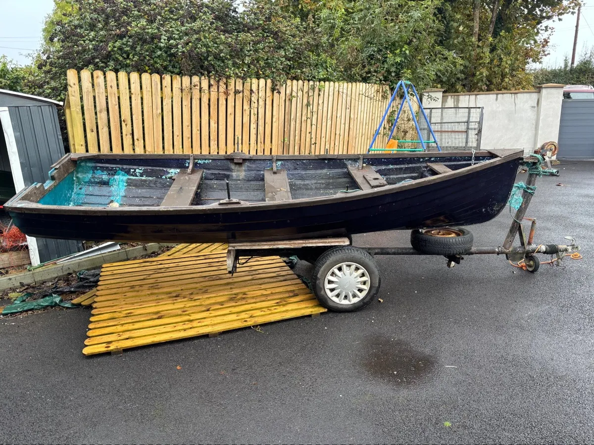 14ft lake boat - Image 1