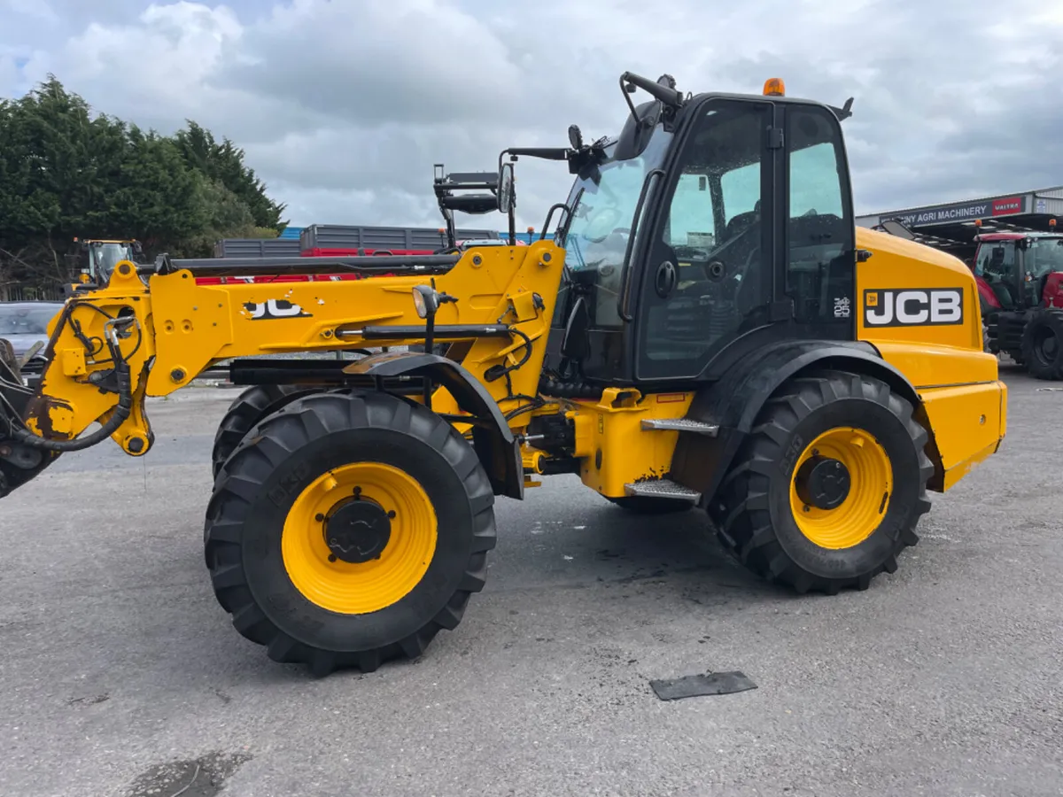 JCB TM 320 - Image 1