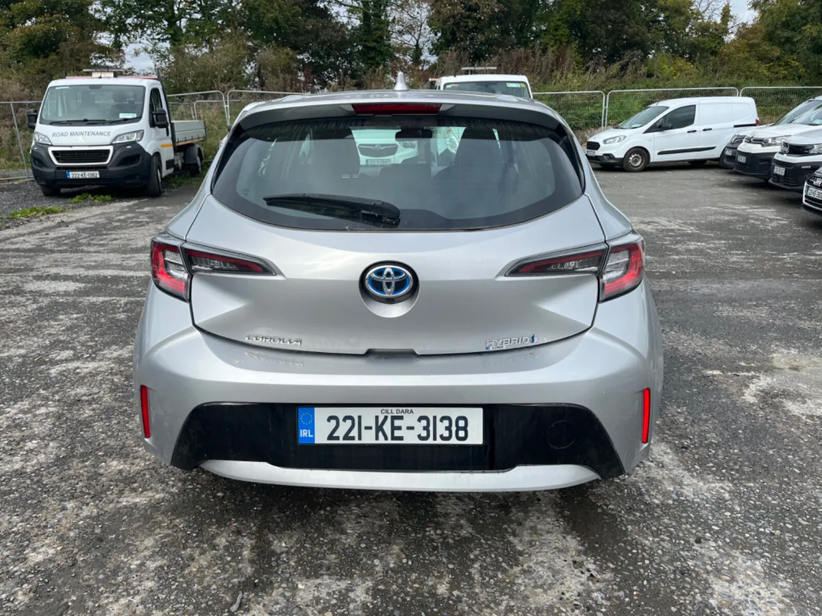 Toyota Corolla Hatchback 1.8L Mild Hybrid - Image 3