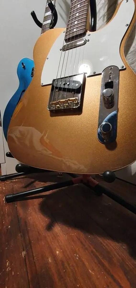 Fender Custom Telecaster - Image 2