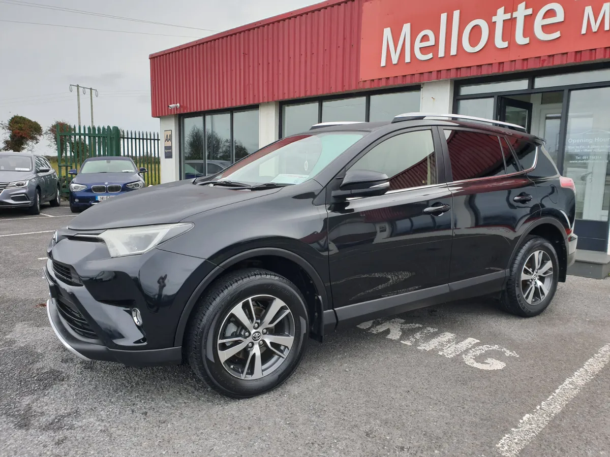 Toyota RAV4 2.0 D4D LUNA **LOW KMS** - Image 2