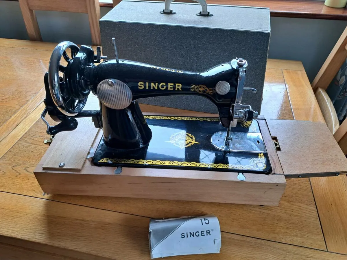 Manual Sewing Machine - Image 1