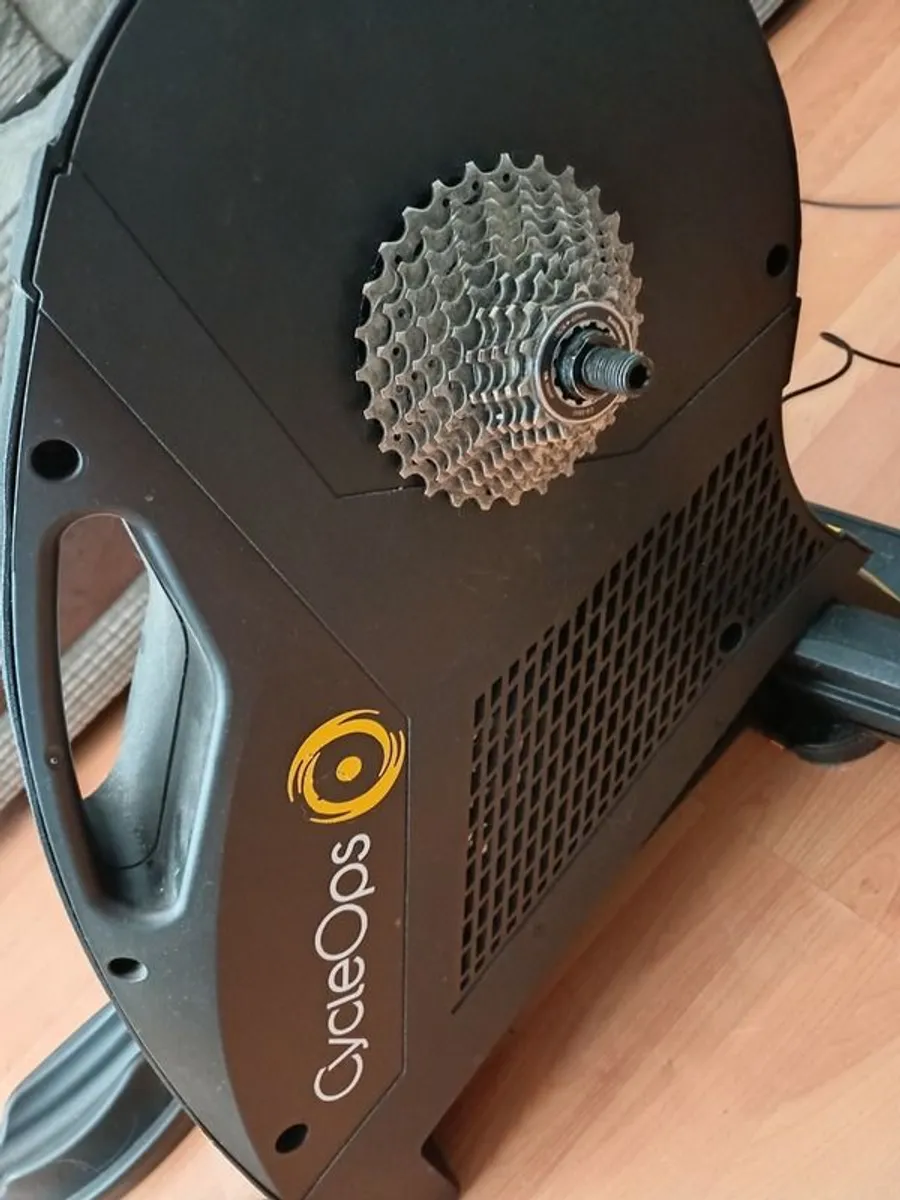 Cycleops Hammer Smart Turbo Trainer - Image 1