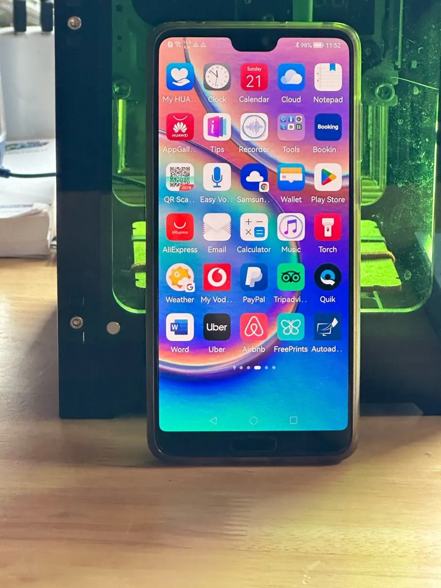 Mobile phone Huwawei 20 pro black - Image 2
