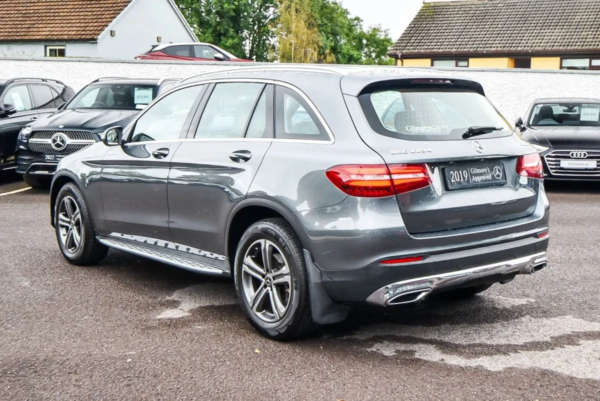 Mercedes-Benz GLC-Class 220d 4matic Auto Low Mile - Image 4