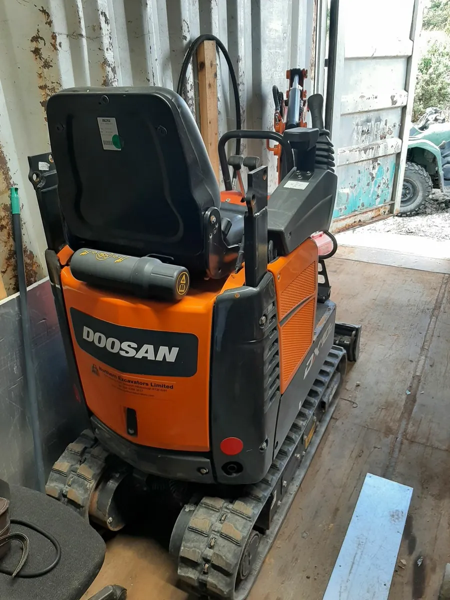 Doosan micro digger 2020 - Image 2