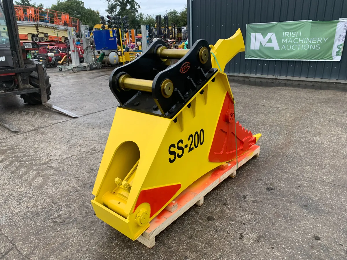 UNRESERVED STUMP SHEARS TO SUIT 20T-30T FOR AUCT - Image 4