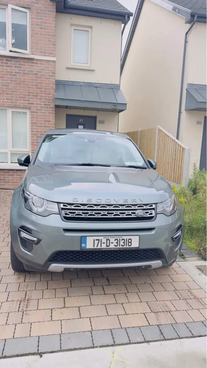 Discovery sports - Image 1