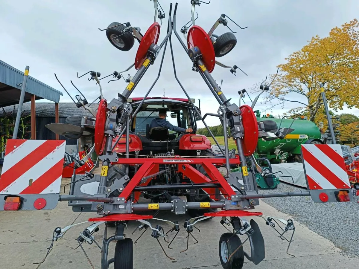 Massey 776X Lotus Tedder - Image 1