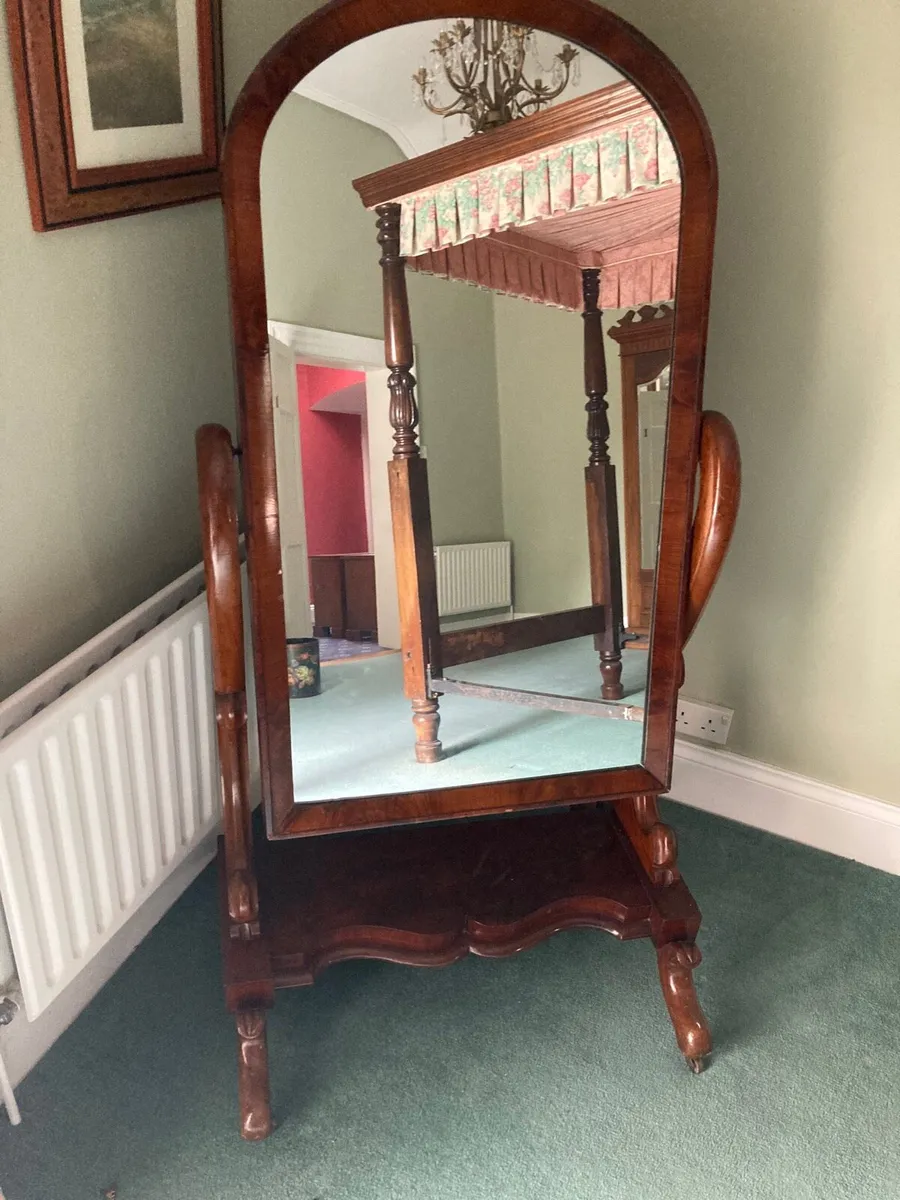 Mirror - Image 1