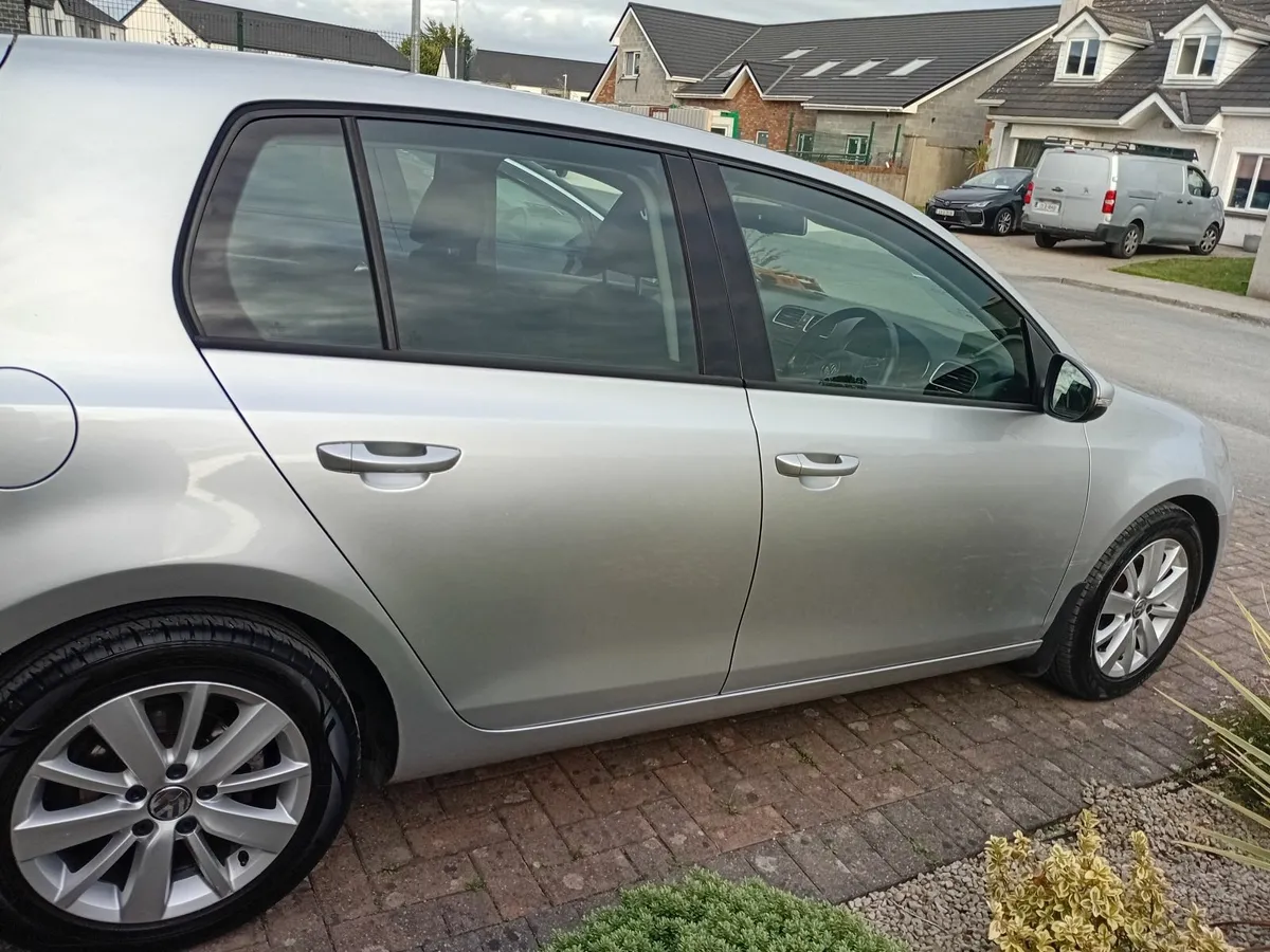 Volkswagen Golf 2012 - Image 3