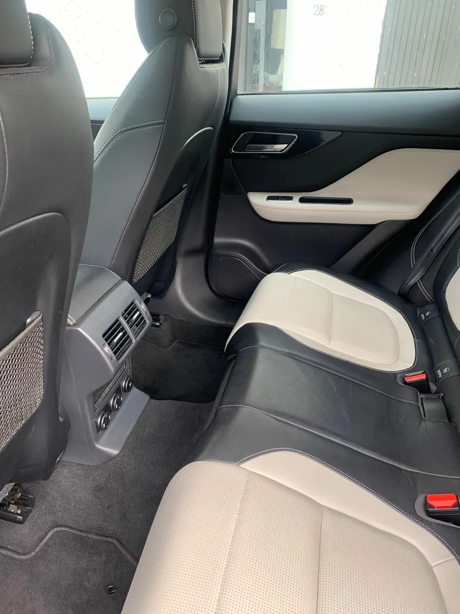 Jaguar F-Pace 2019 - Image 3