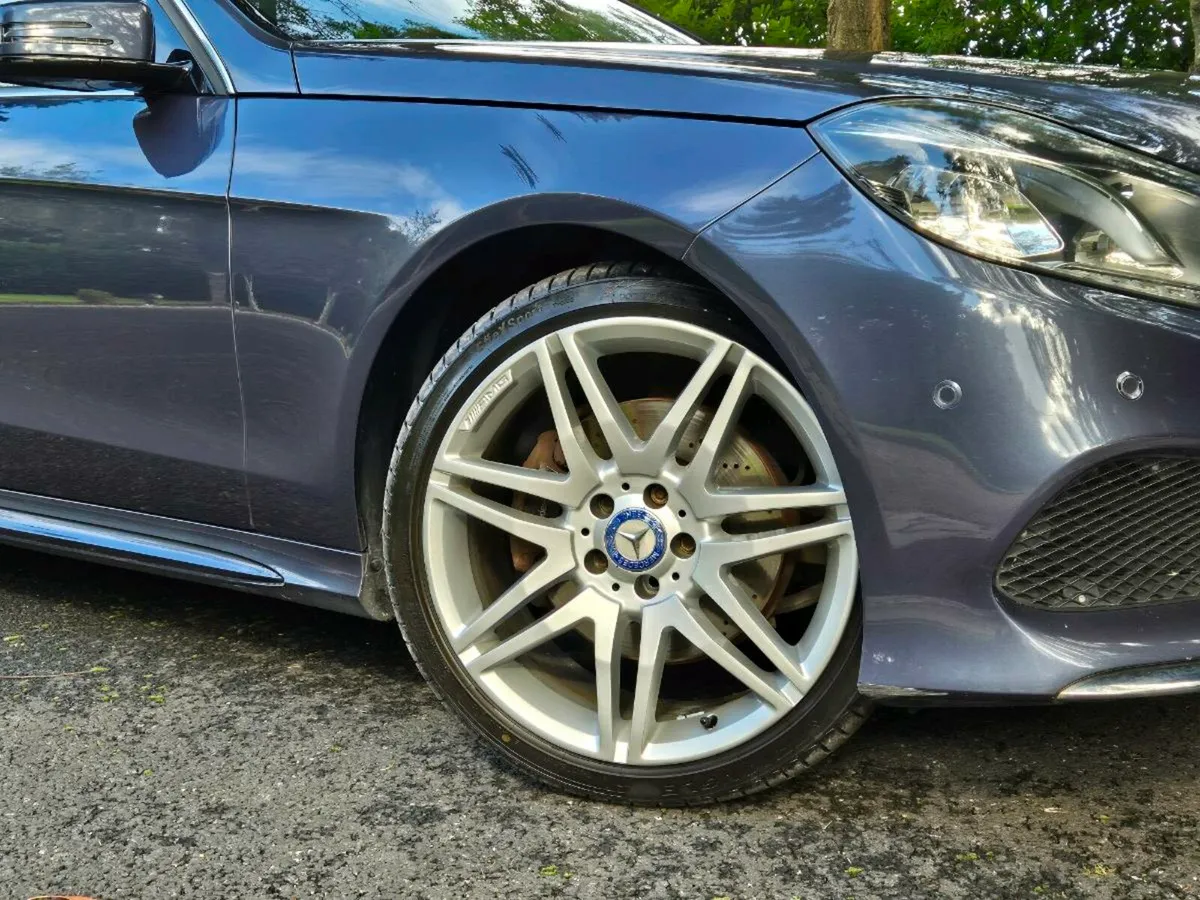 2014 Mercedes-Benz E220cdi AMG Sport Premium - Image 3