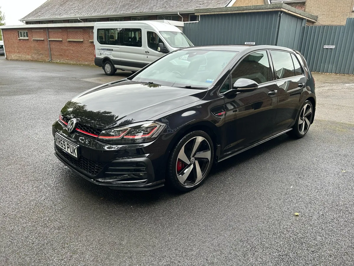 Volkswagen Golf GTI performance DSG - Image 4