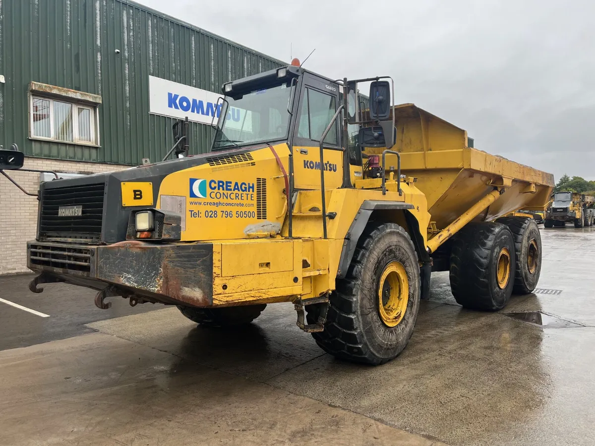 Komatsu HM400-2 - Image 1