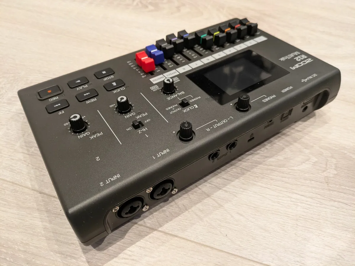 Zoom R12 MultiTrak - Image 2