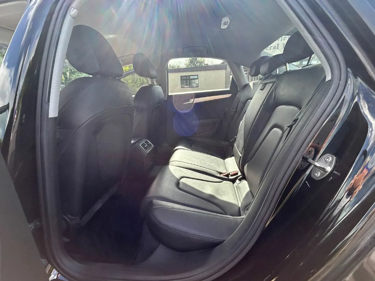 Audi A4 2012 - Image 3