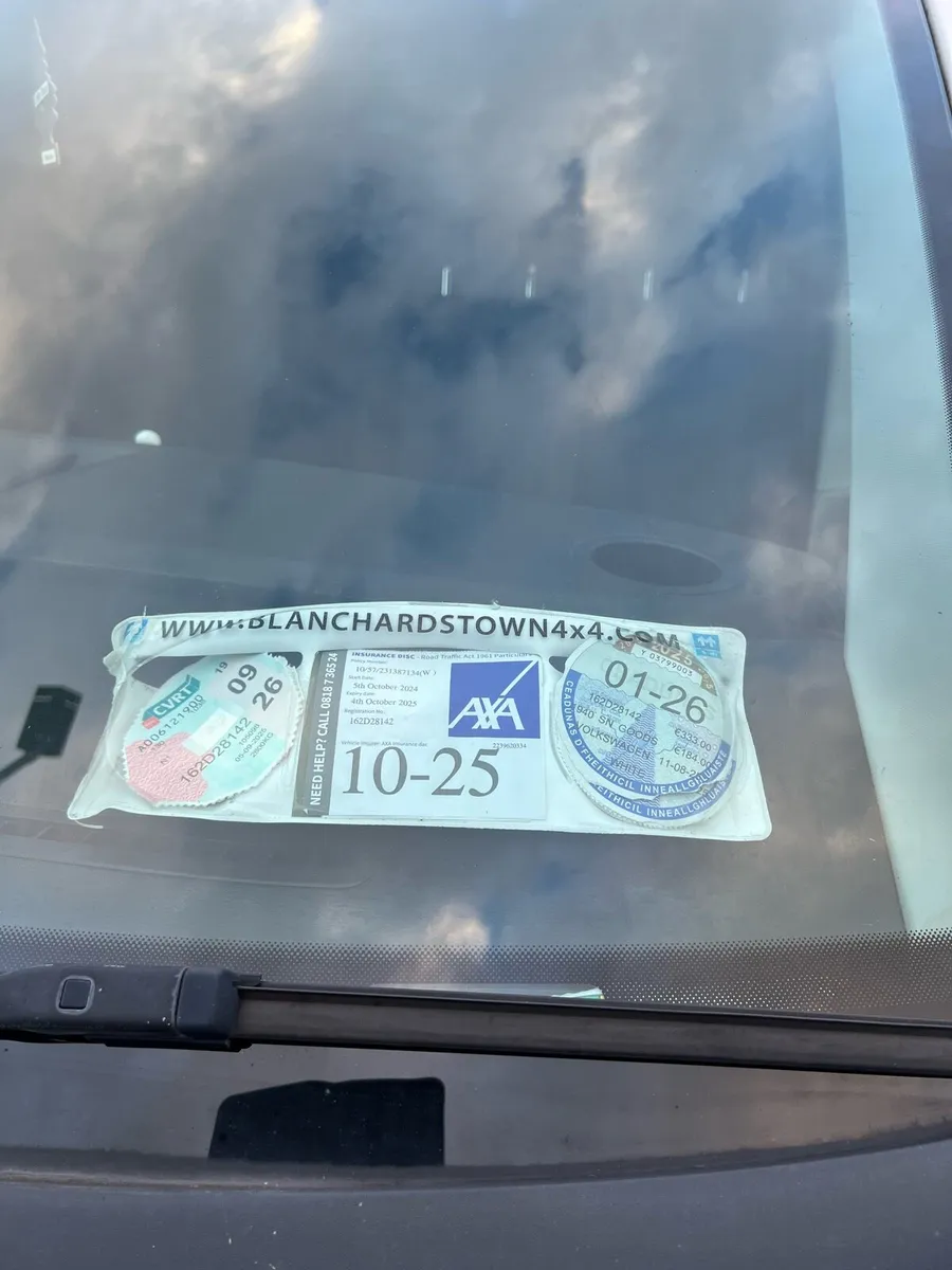 Wolkswagen Transporter 2.0 L TDI Bluemotion - Image 4