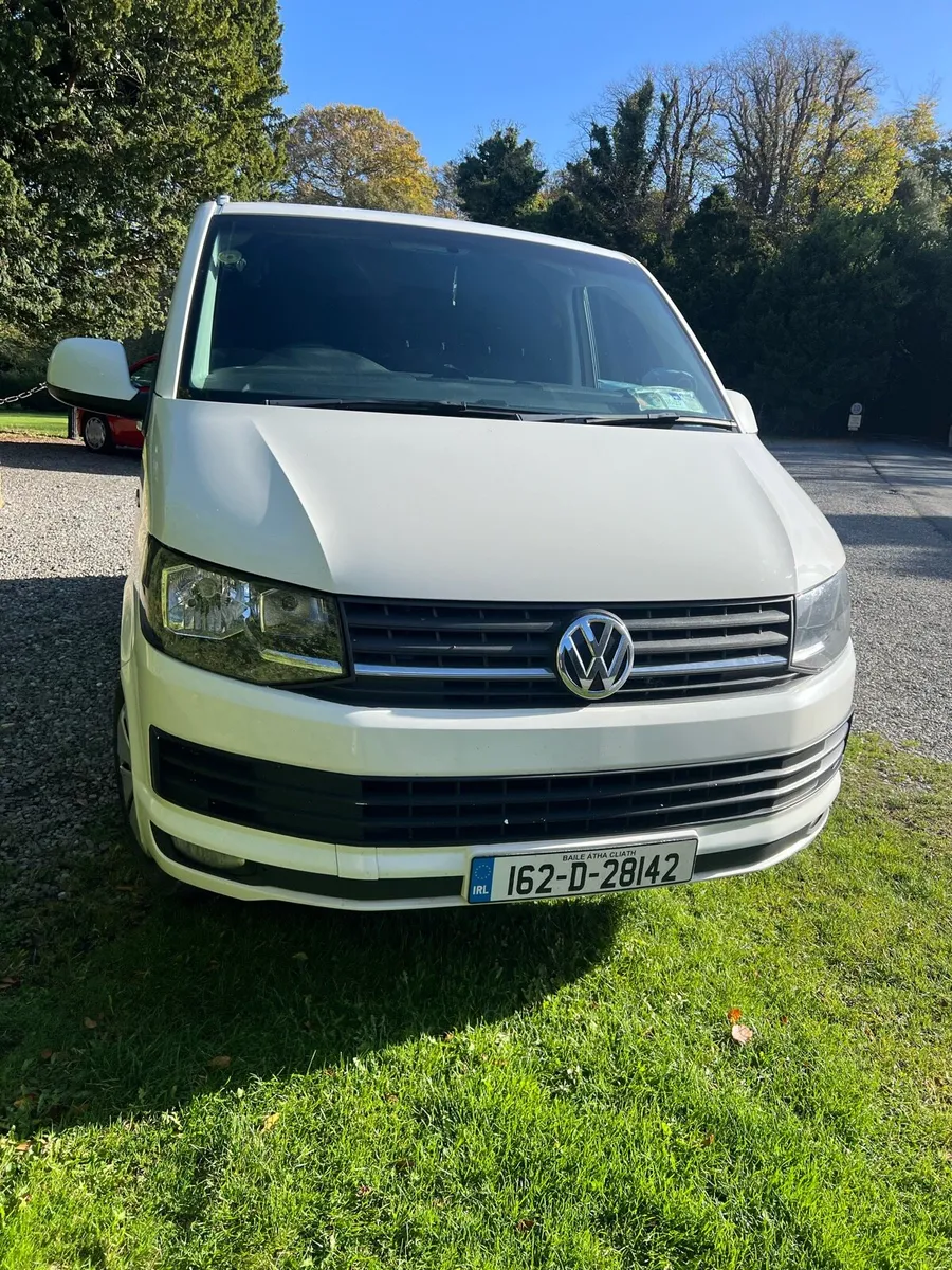 Wolkswagen Transporter 2.0 L TDI Bluemotion - Image 2