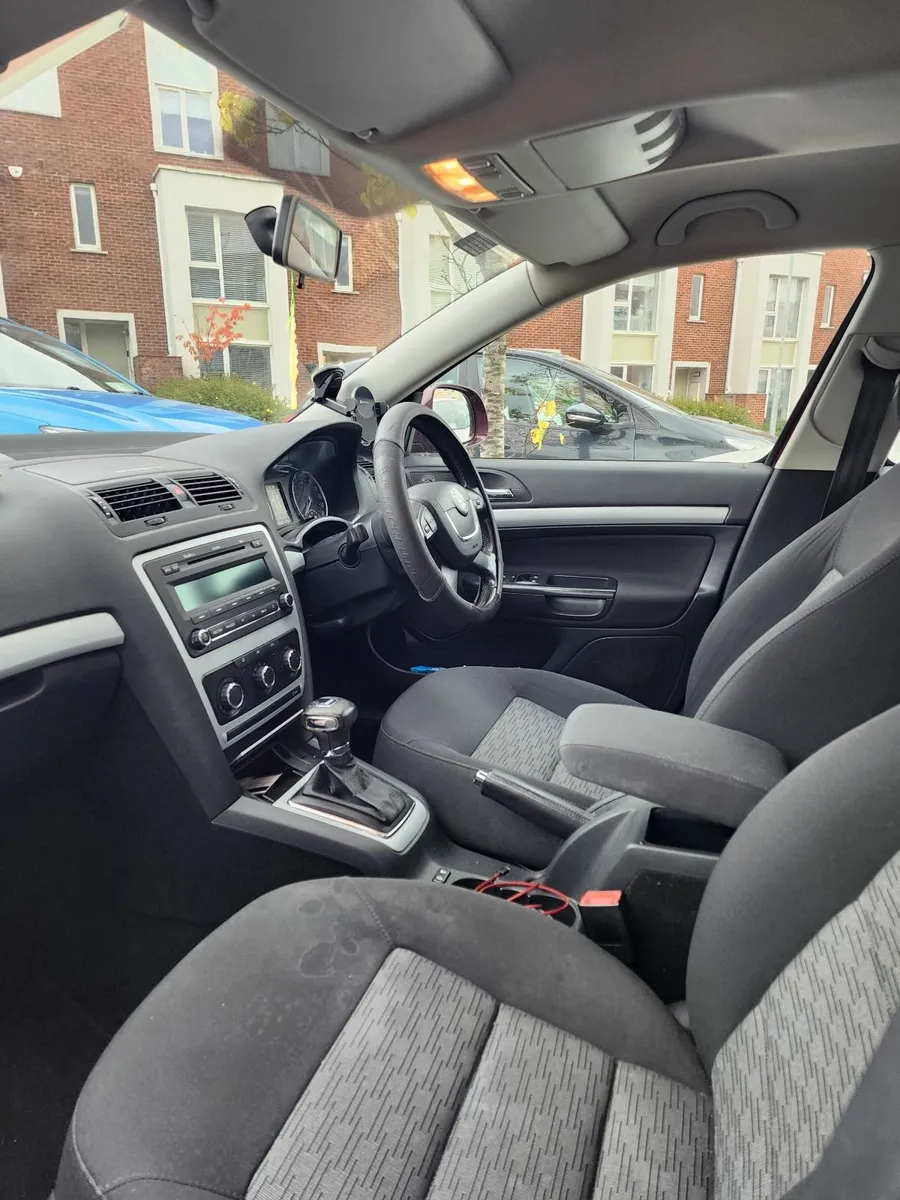 Low Mileage Skoda Octavia 2011 - Image 4