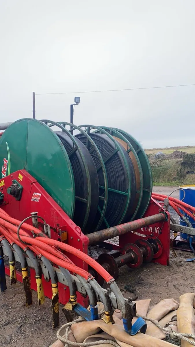 Umbilical dribble bar and reeler - Image 3