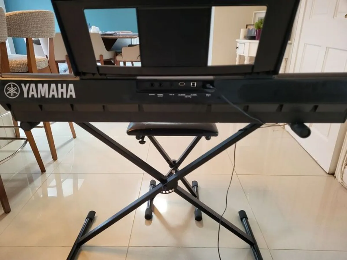 Yamaha Keyboard - Image 2
