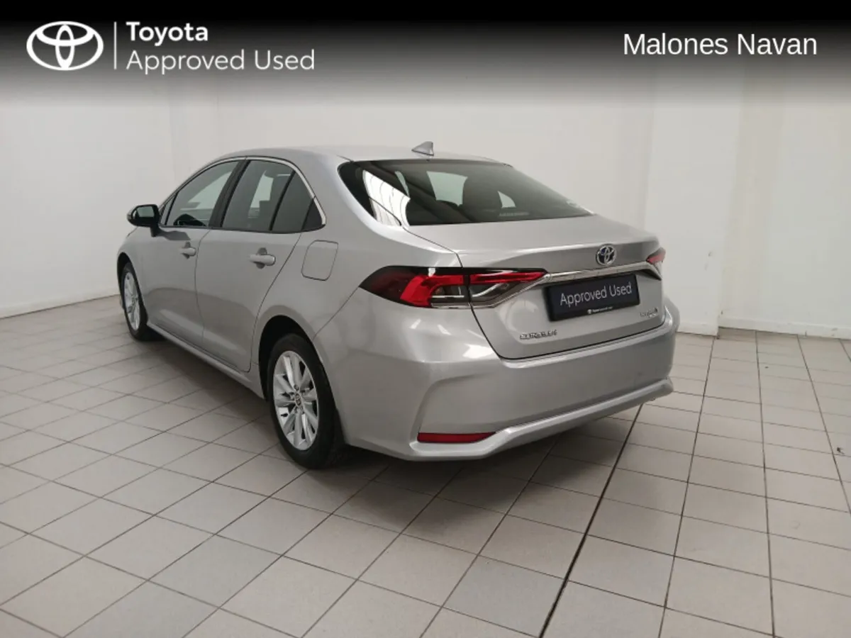 Toyota Corolla COROLLA LUNA SALOON - Image 2