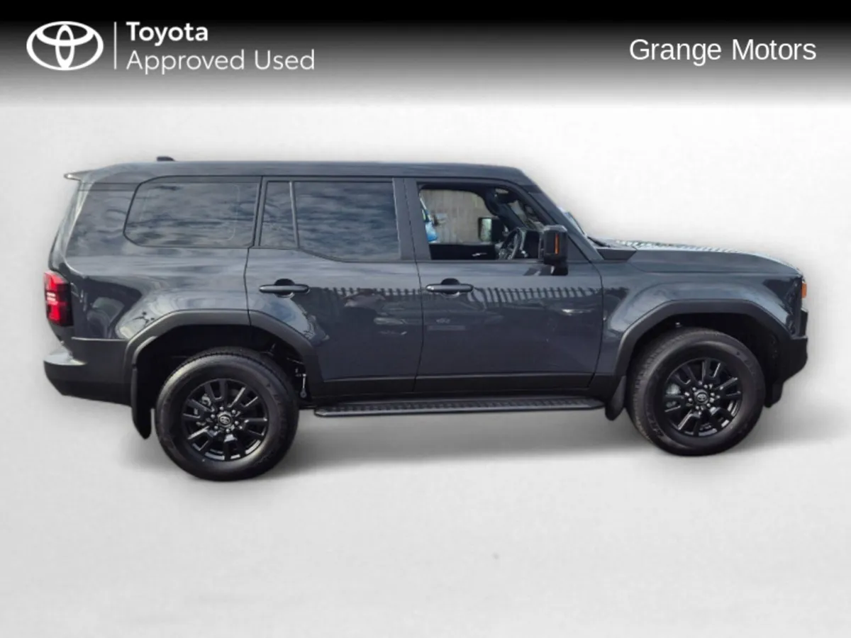 Toyota Land Cruiser 2.8 LWB AUTO(NEW GENERATION) - Image 4
