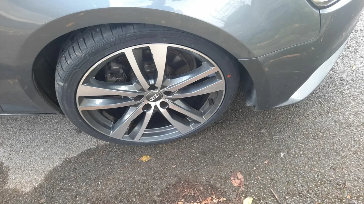 Audi A4, Genuine 19" Alloys with New tyres - Image 3