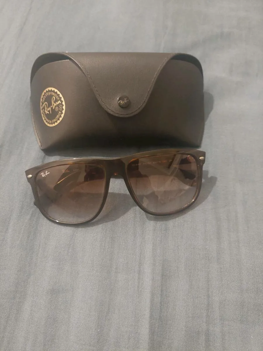 Ray ban sunglasses - Image 1